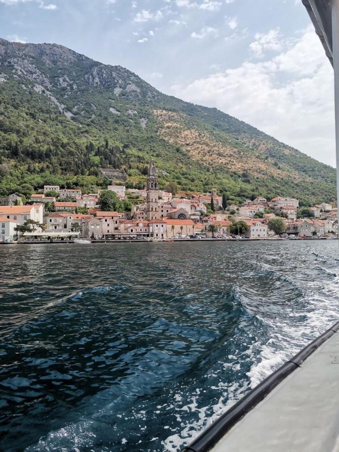 Appartamento Old House Perast Esterno foto
