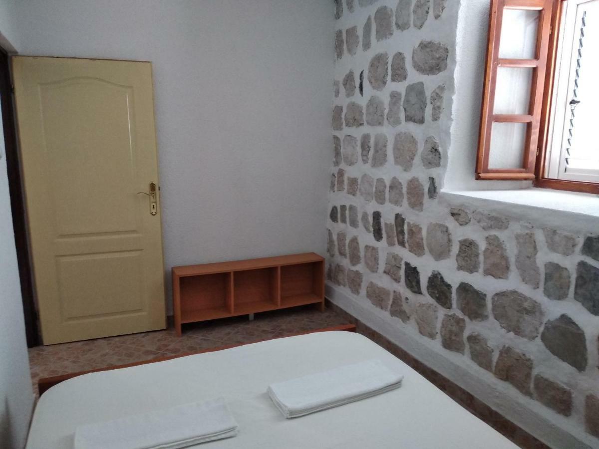 Appartamento Old House Perast Esterno foto