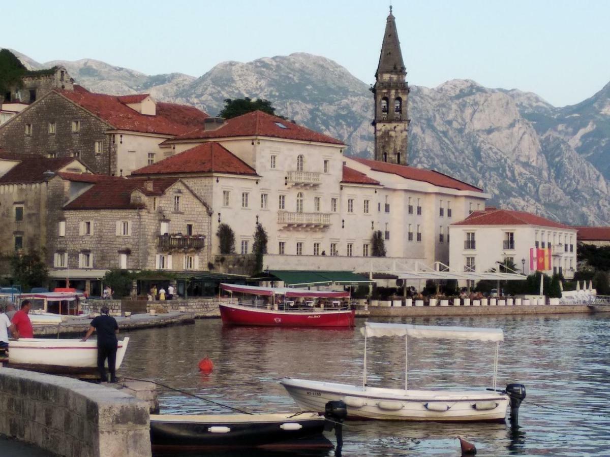 Appartamento Old House Perast Esterno foto